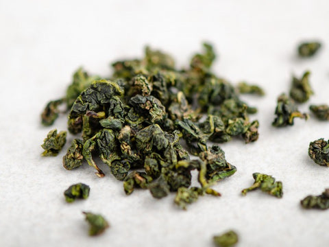 Tie Guan Yin Guo Xiang (Żelazna Bogini Miłosierdzia o owocowym zapachu), АА, 2025